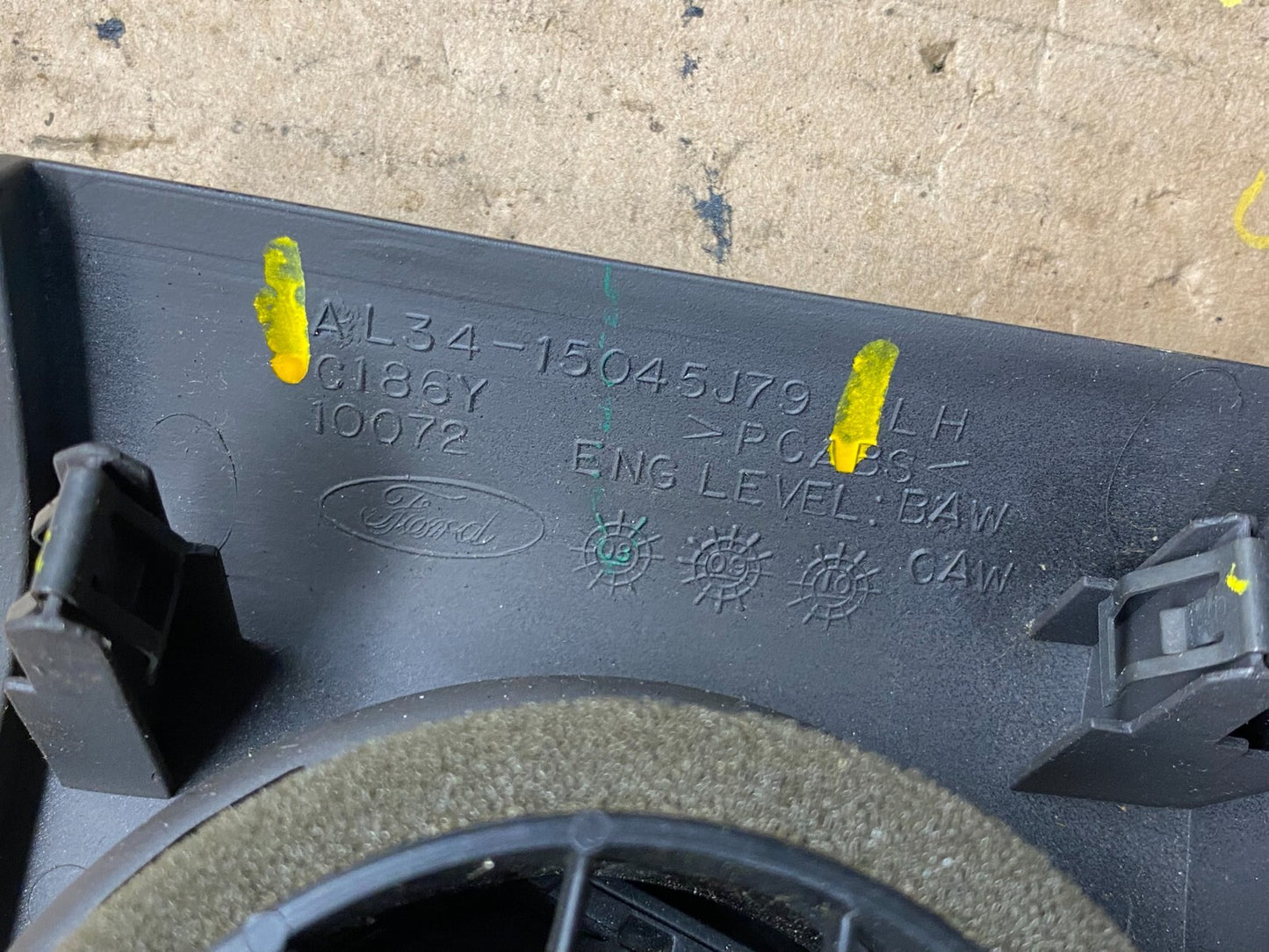 2009 2010 Ford F150 Center Left Dash Trim Bezel Air Vent OE u5111 DG6