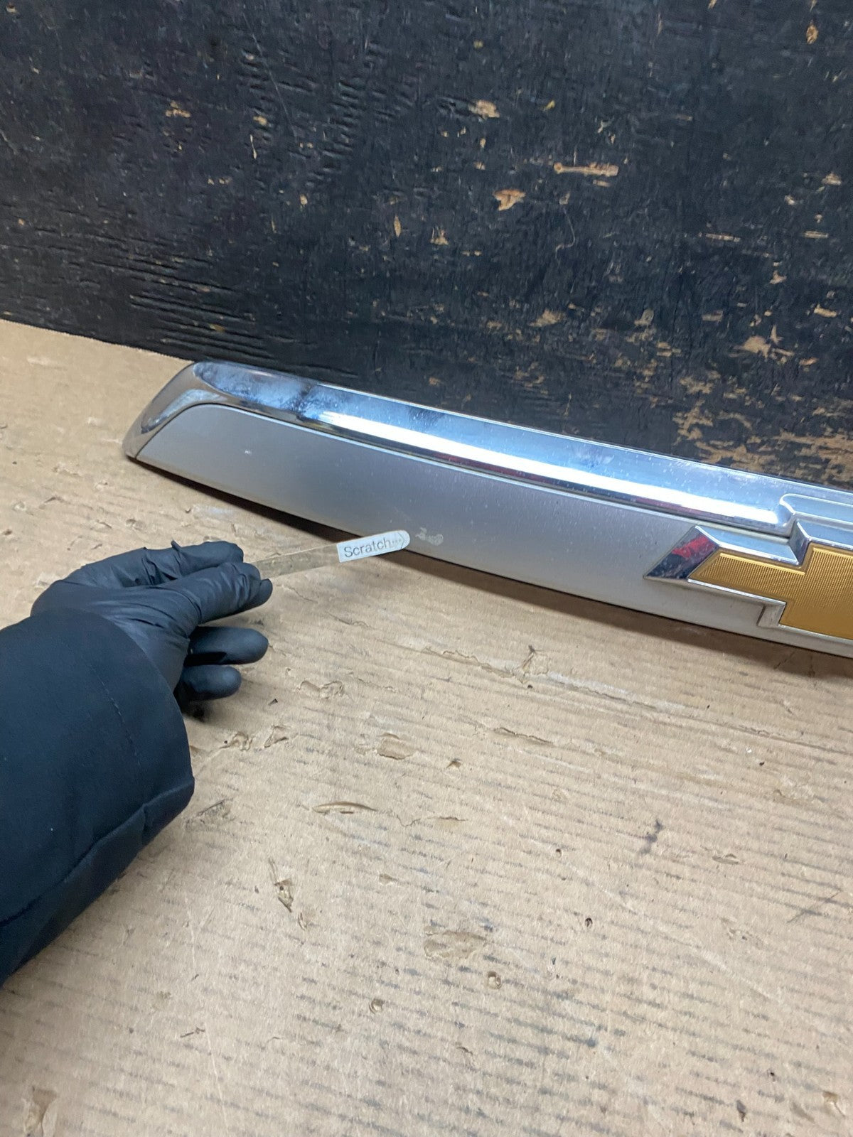 2016-2017 Chevrolet Equinox Rear Liftgate Garnish Chrome Trim W/Camera V7223 DG3