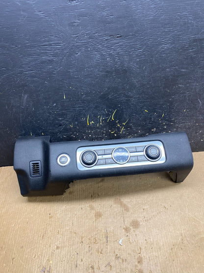 2010-2013 Land Rover Range Rover Radio Media Infotainment Controls Z4588 DG0