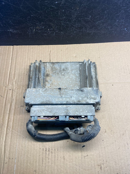 2001-2002 Silverado Tahoe Engine Computer Module 12200411 ECM ECU AD5085 DG1