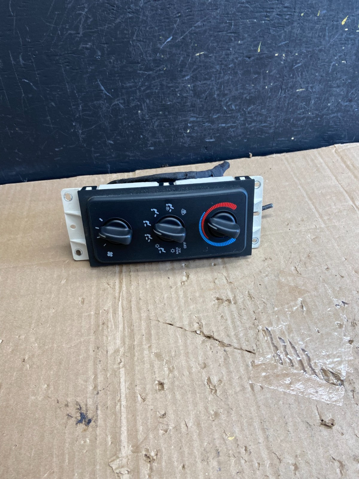 1998 to 2001 Dodge Ram 1500 Temperature Climate Control Heat AC Heater AE1848 DG1