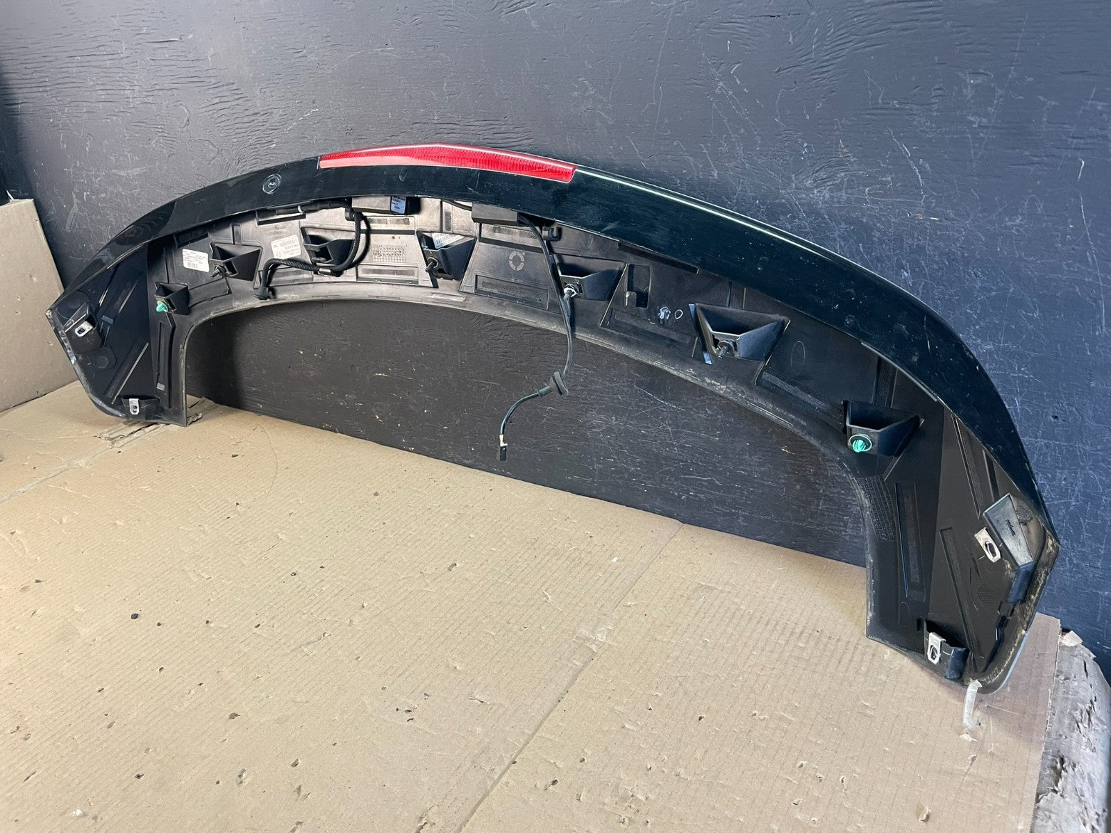 2010-2016 Cadillac Srx Upper Rear Spoiler Wing Brake Light AE3640 DG5