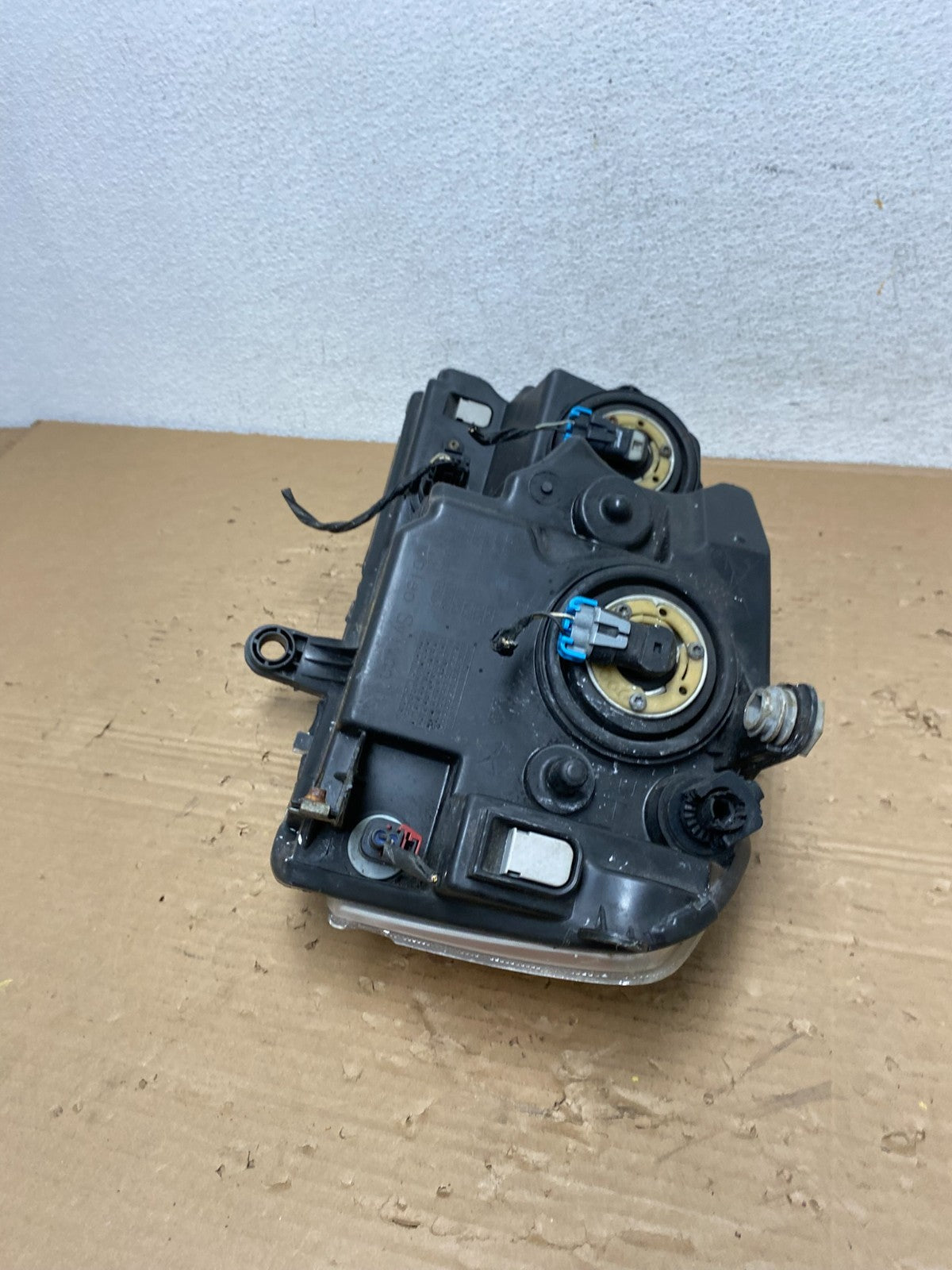 2008 to 2014 Dodge Avenger Right Passenger Side Halogen Headlight AD4345 DW6