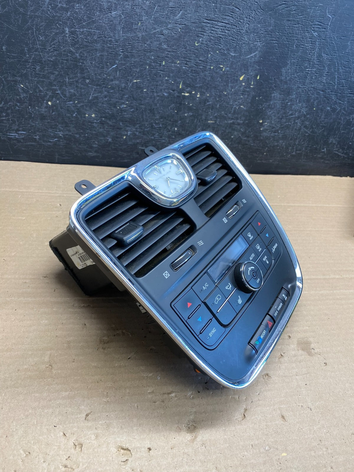 2011-2016 Chrysler Town Country Climate Control Panel Center Dash Trim AG5274 DG1