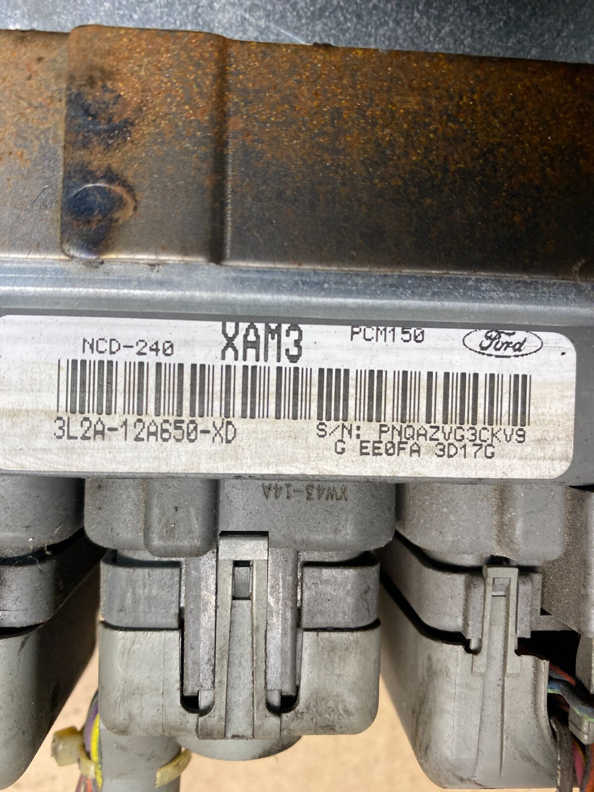 2003 Ford Explorer 4.0L Engine Control Computer 3L3A-12A650-XD ECM E1273 DG13