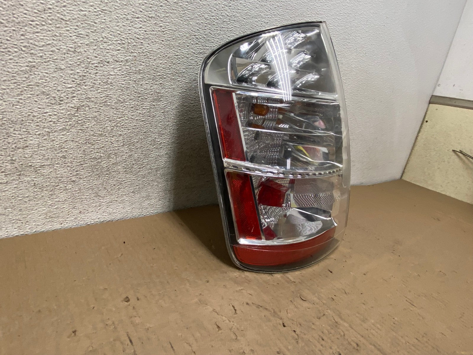 2006 2007 2008 2009 Toyota Prius Tail Light Left Driver LH AG7995 LK1