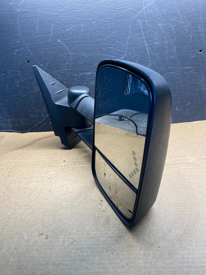 2007 - 2013 Chevrolet Silverado Sierra Right Passenger Door Mirror AF7781 DG9