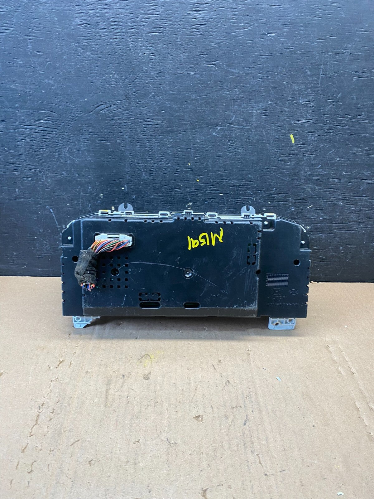 2014 2015 2016 Hyundai Equus Speedometer Cluster Gauge M1591 DG4