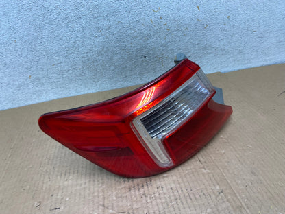 2012 2013 2014 Toyota Camry Left Driver LH Side Tail Light AI6636 LK2