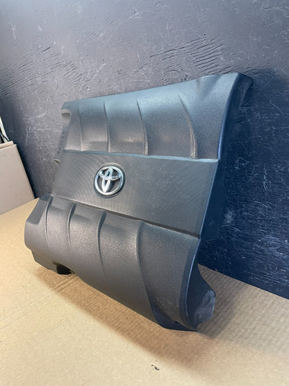 2011 to 2016 Toyota Sienna Top Engine Cover Lid AF3541 DG1