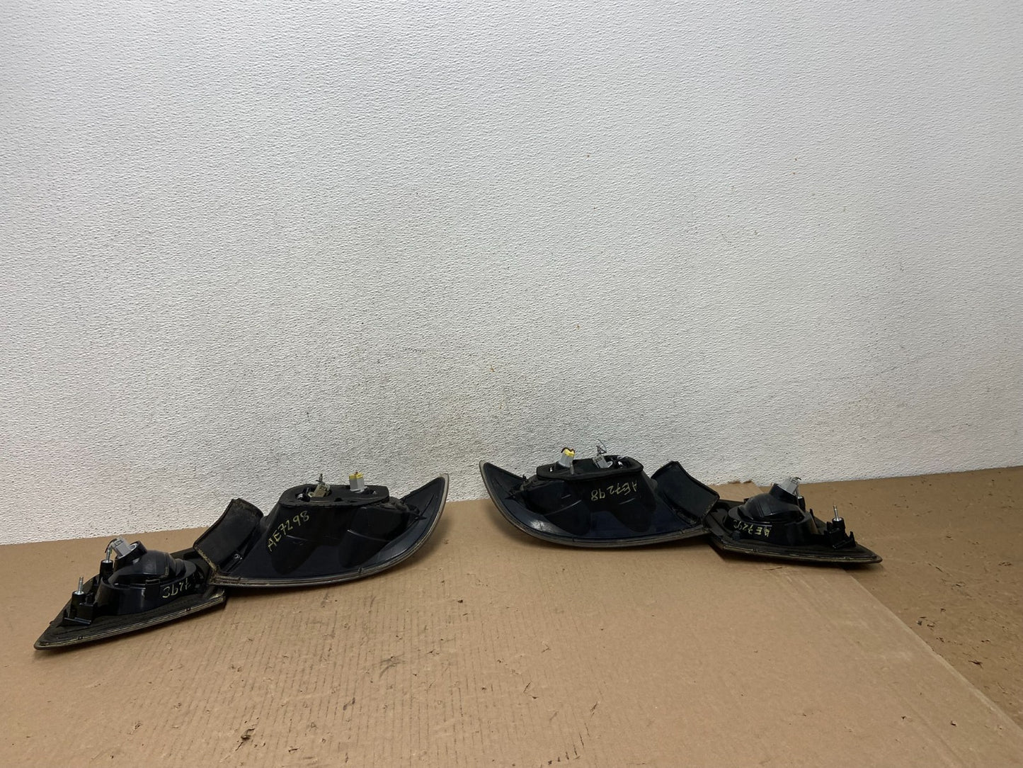 Sedan 2007 2008 2009 Mazda 3 Left+Right Side Tail Lights AE7298 DW8