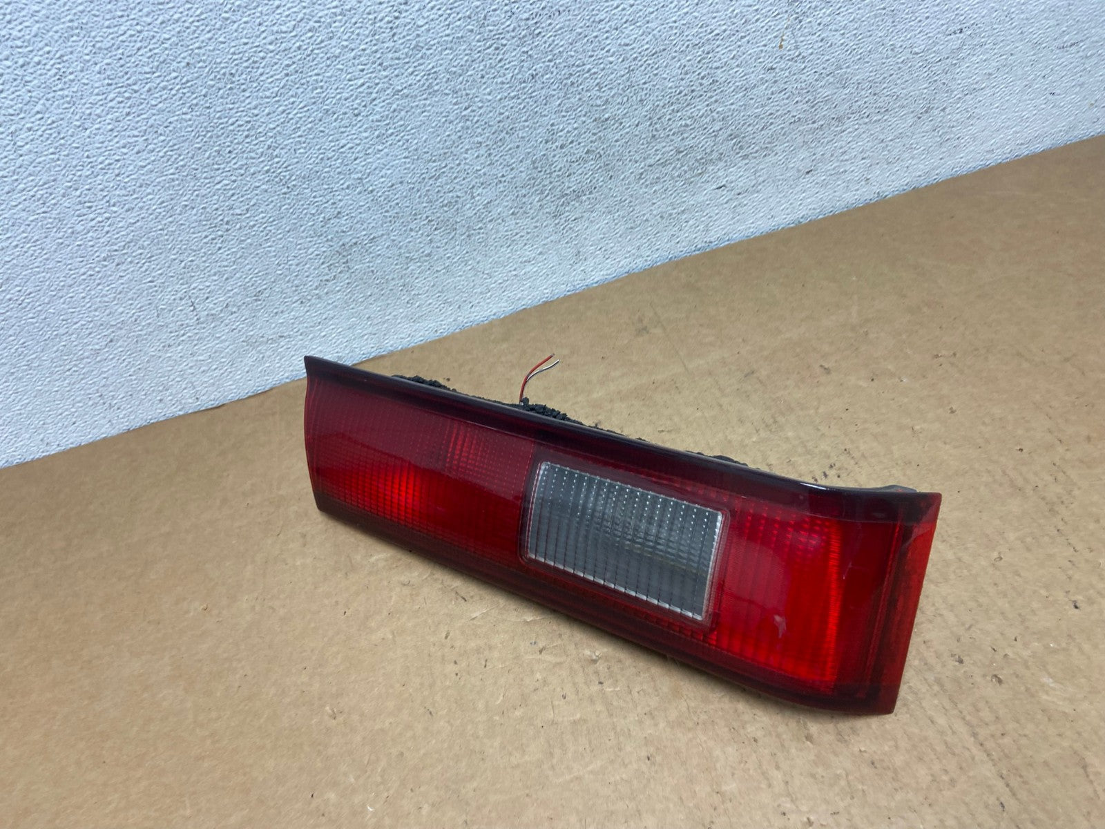 1997 to 1999 Toyota Camry Tail Light Inner Left Driver LH Inner AA7061 DW1