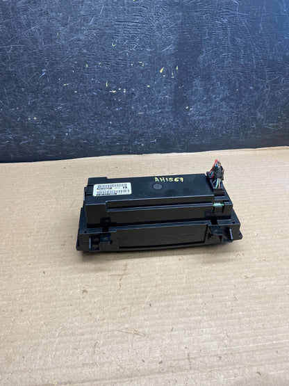 1999 to 2004 Jeep Grand Cherokee A/C Climate Control Bezel AH1567 DG3