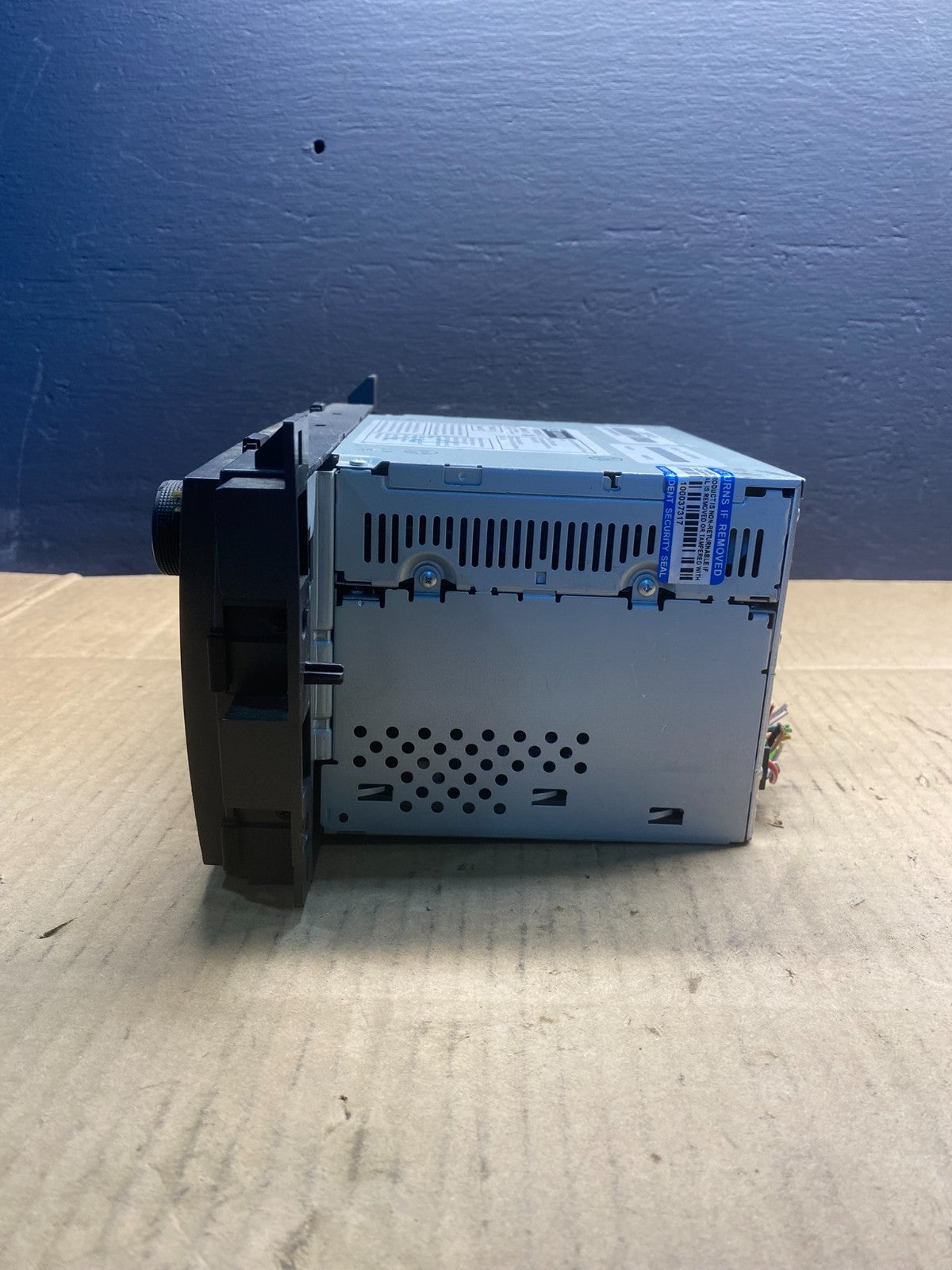 2008 to 2012 Cadillac SRX CTS Audio Radio Screen Display Player AB7448 DG1