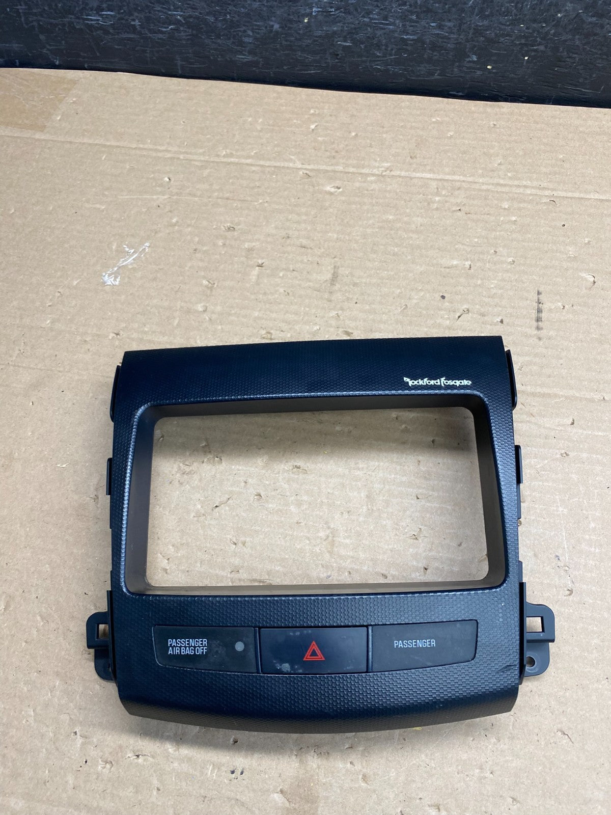 2011-2013 Mitsubishi Outlander Radio Bezel W/ Rockford Audio System AG5269 DG0
