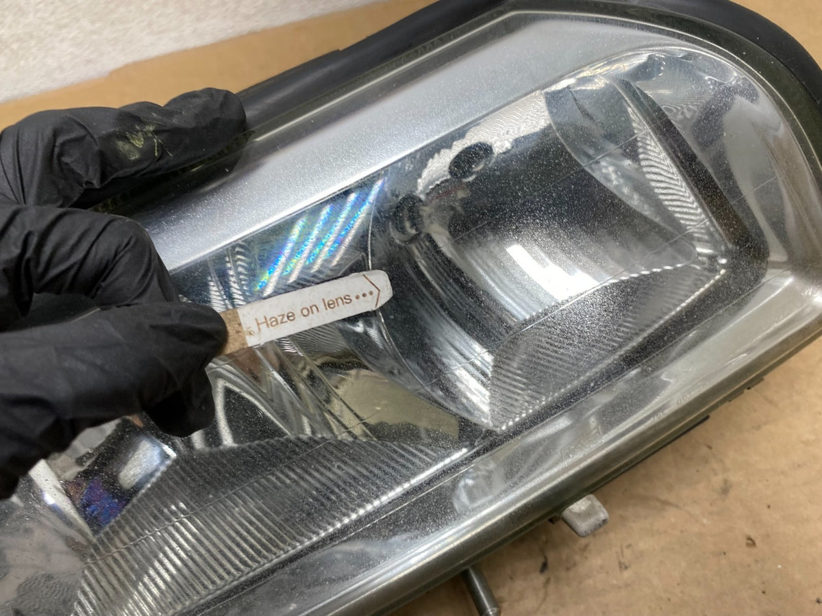 2004 2005 2006 Volvo S80 Right Passenger RH Side Halogen Headlight AH8134 DW3