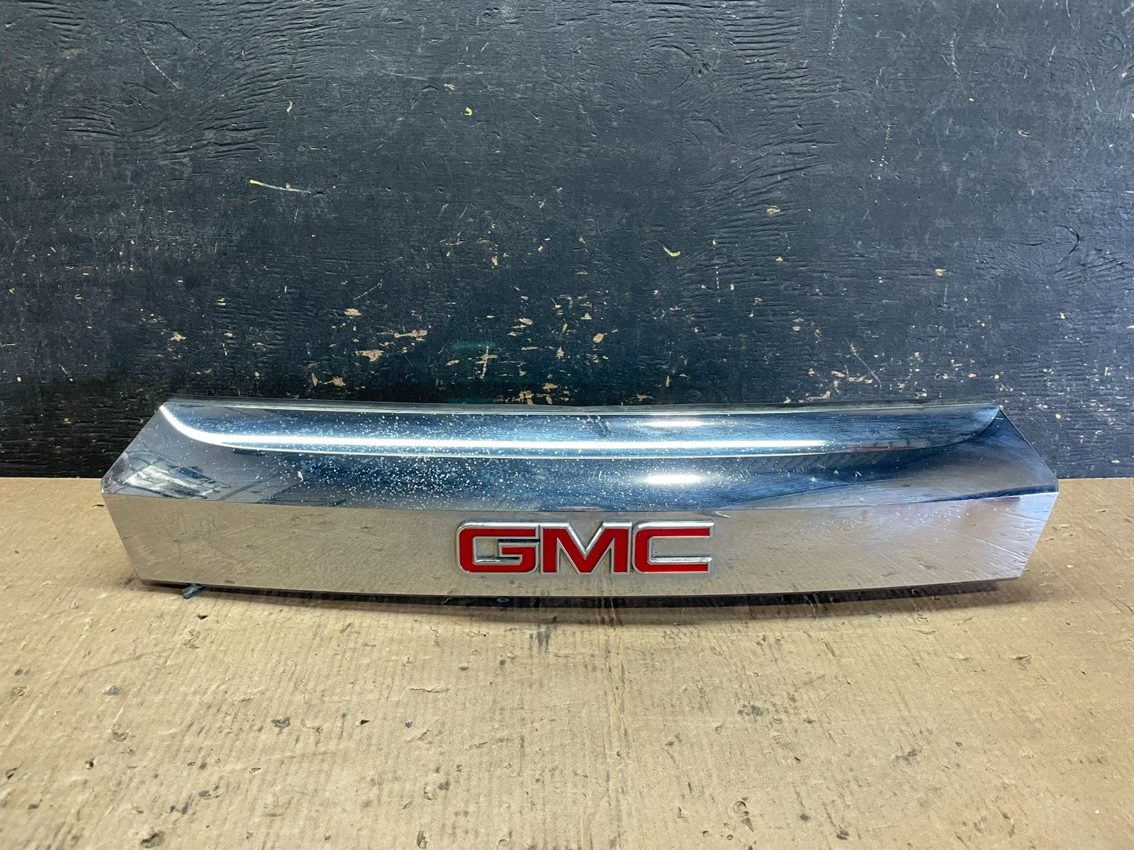 2010-2015 Gmc Terrain Lift Gate Handle Trim Back Up Camera Chrome Panel Z8166 DG0