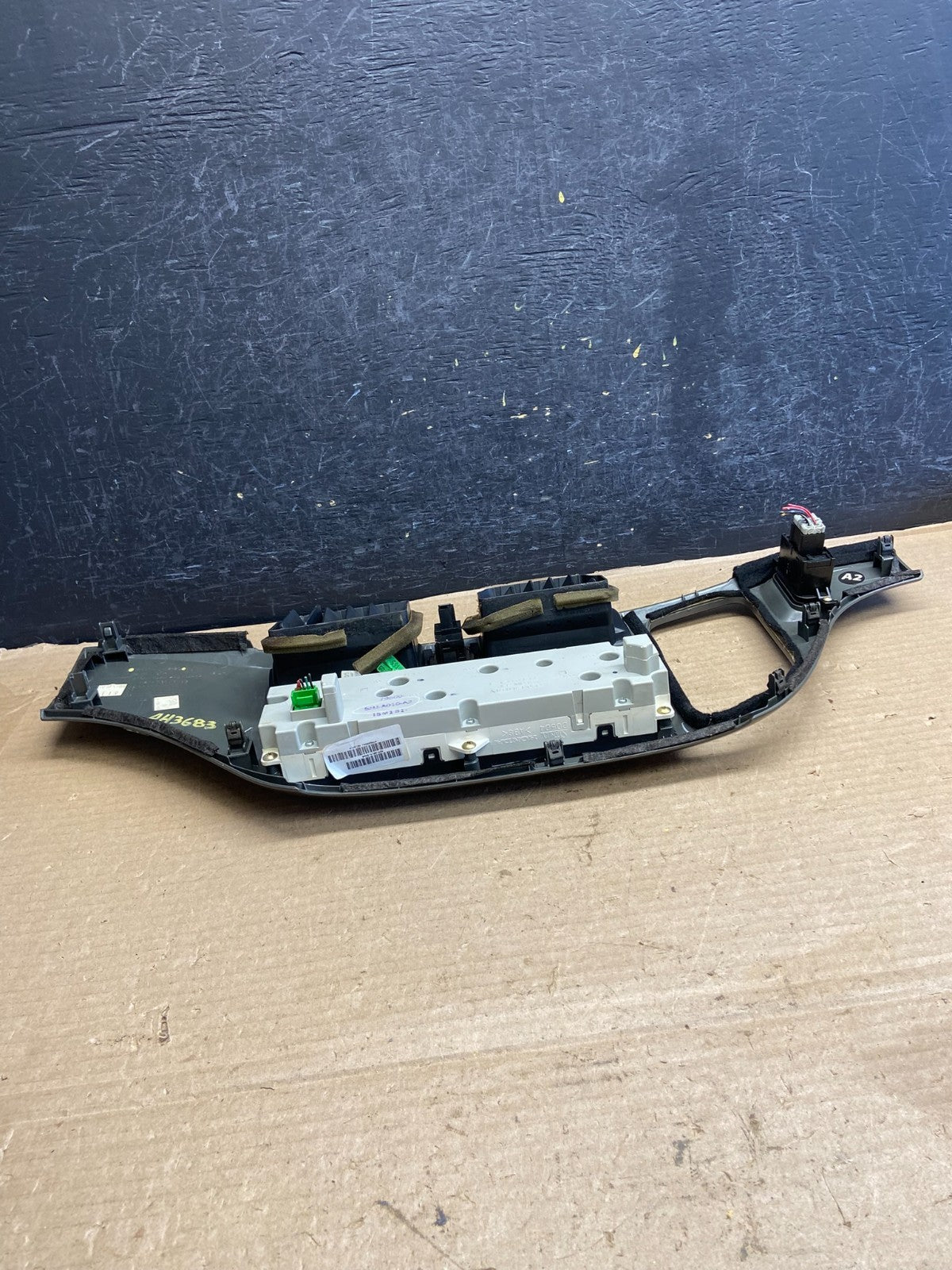 2005 to 2010 Honda Odyssey Radio Climate Control Dash Trim Bezel AH3683 DG3