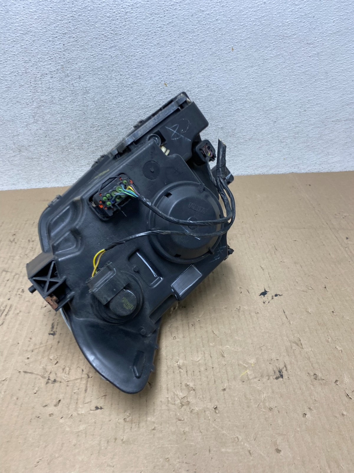 Xenon 2011 to 2015 Lincoln MKX Headlight Right Passenger RH Side AF5994 DW6