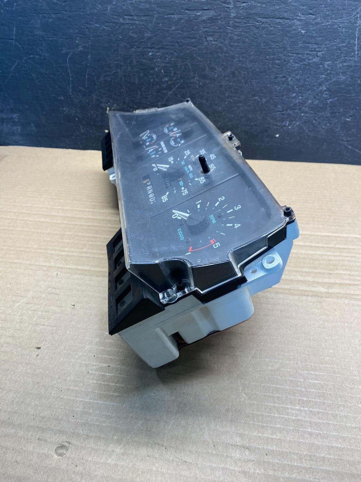 1993 to 1994 Ford Explorer Speedometer Cluster Gauge AF3811 DG2