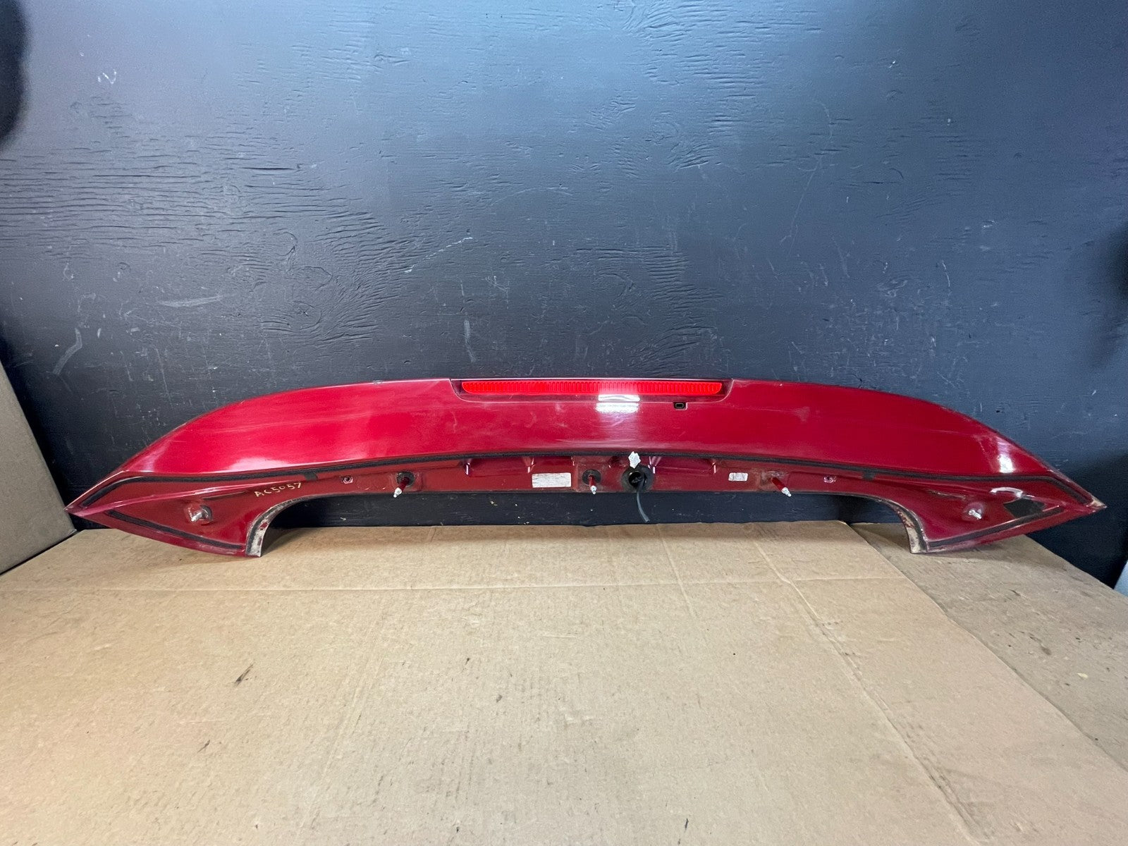 2016 to 2020 Kia Sorento Rear Spoiler Wing Brake Light AC5057 DG7