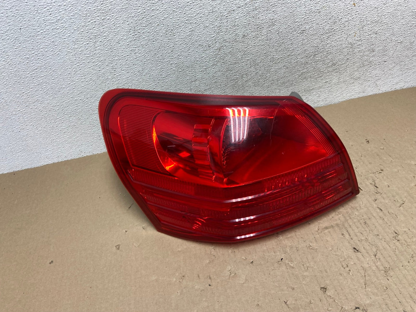2008 to 2015 Nissan Rogue Left Driver Lh Side Tail Light AG6990 LK0