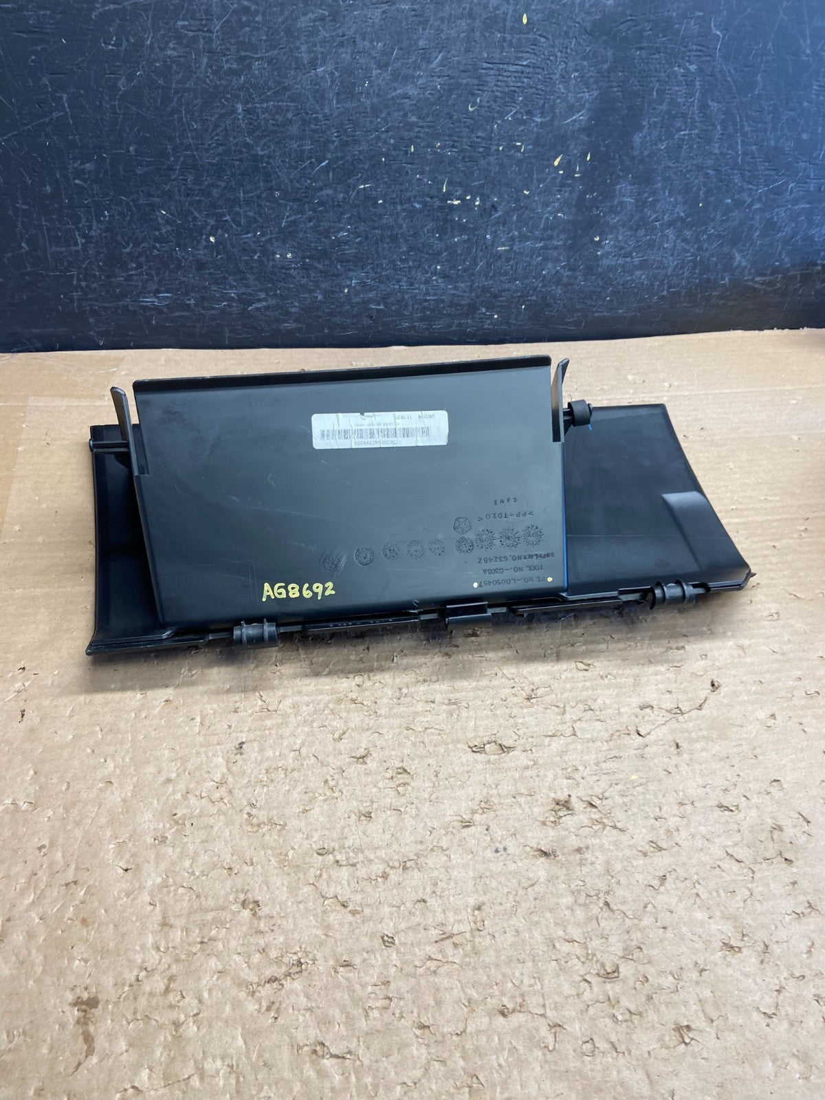 2011-2020 Dodge Grand Caravan Front Right Passenger Storage Glove Box ag8692 DG4