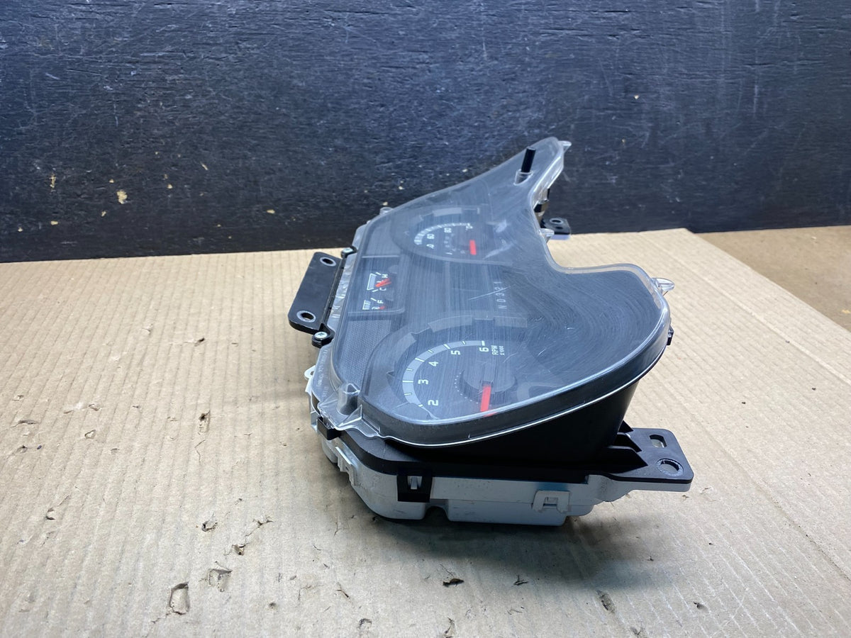 2011 to 2013 Ford E150 E250 E350 VAN Gauge Speedometer Cluster AI4914 DG1