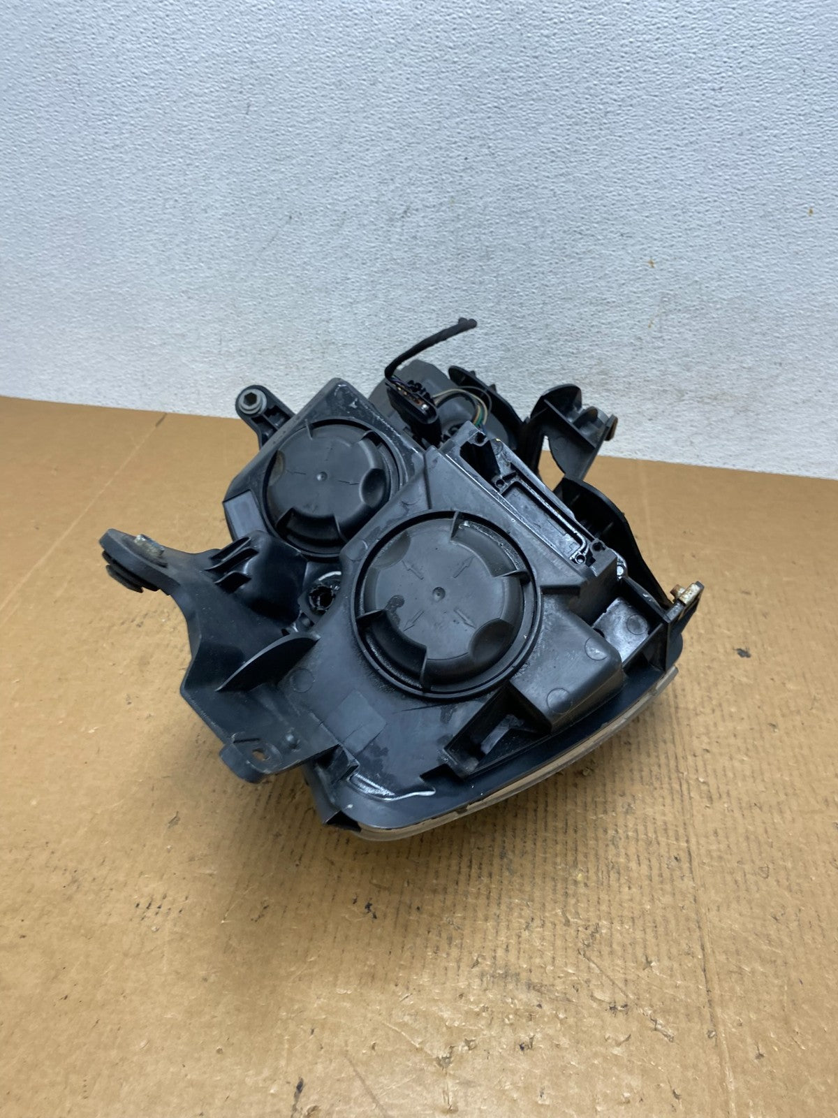 2007 to 2012 Gmc Acadia Halogen Headlight Left Driver LH Side AE2751 DW8