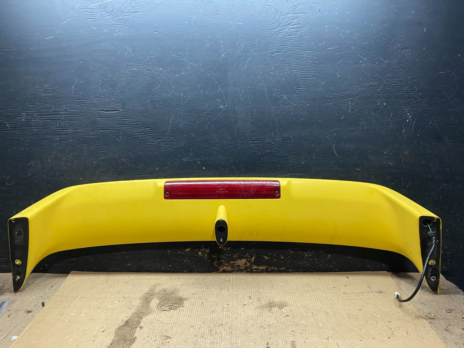 2002-2003 Mitsubishi Lancer Rear Spoiler With Brake Light OEM X3576 DG9