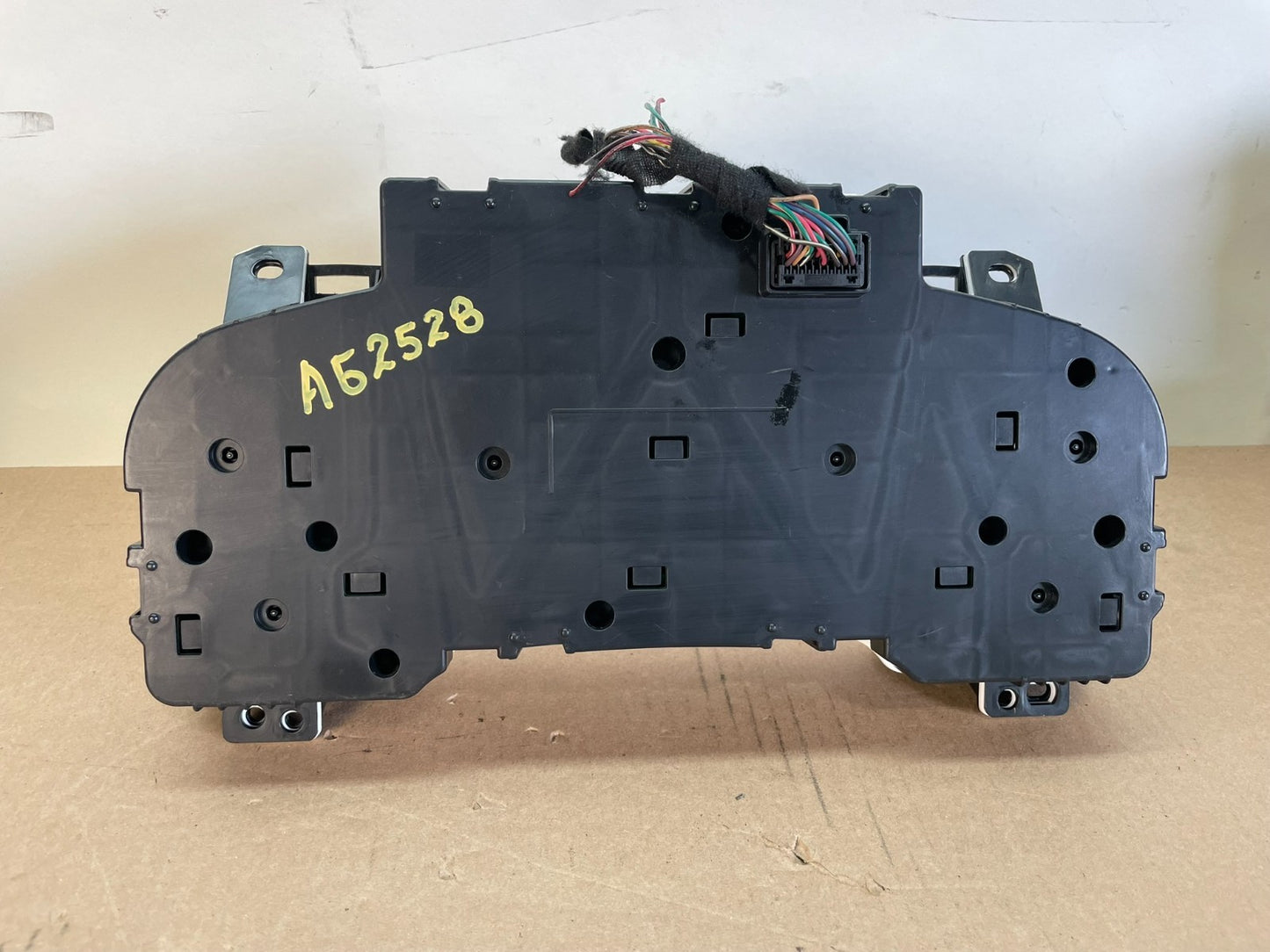 2007 to 2013 Chevrolet Silverado Suburban Cluster Gauge Speedometer AG2528 DG6