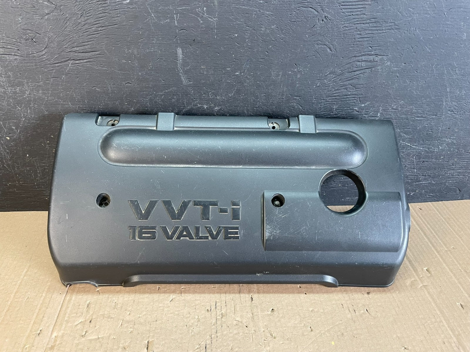 2005 to 2008 Toyota Corolla Matrix 1.8L Motor Engine Cover AD8712 DW0