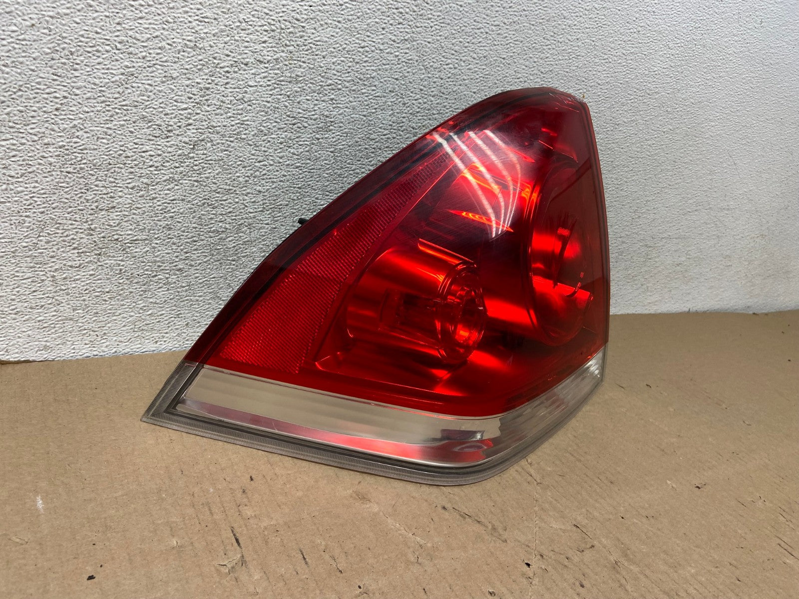 2006 to 2012 Chevrolet Impala Left Driver Lh Side Tail Light AG7931 LK1