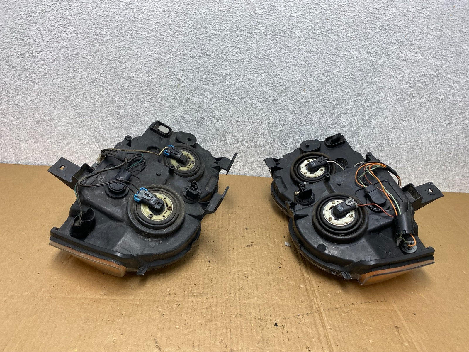 2009-2010 Jeep Grand Cherokee Left+Right Set Halogen Headlights AC7707 DW11