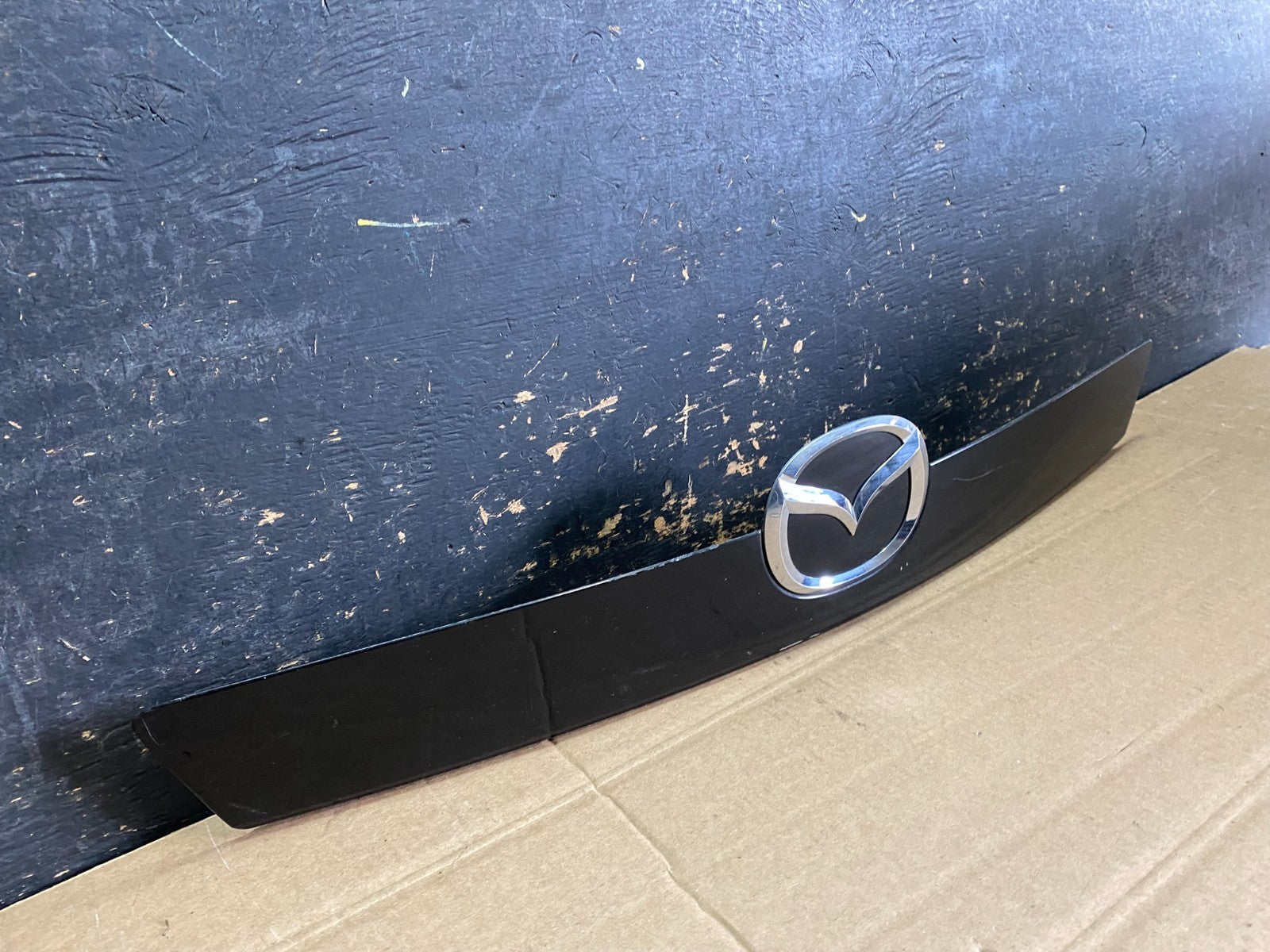 2007-2012 Mazda CX-9 CX9 Trunk Lid Panel Rear View W/O Camera y9296 DG1