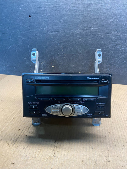 2004 to 2006 Scion TC Pioneer 86120-0W100 CD MP3 Stereo Radio AE6392 DW0