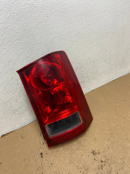 2009 to 2015 Honda Pilot Right Passenger Rh Side Tail light AG2152 LK2