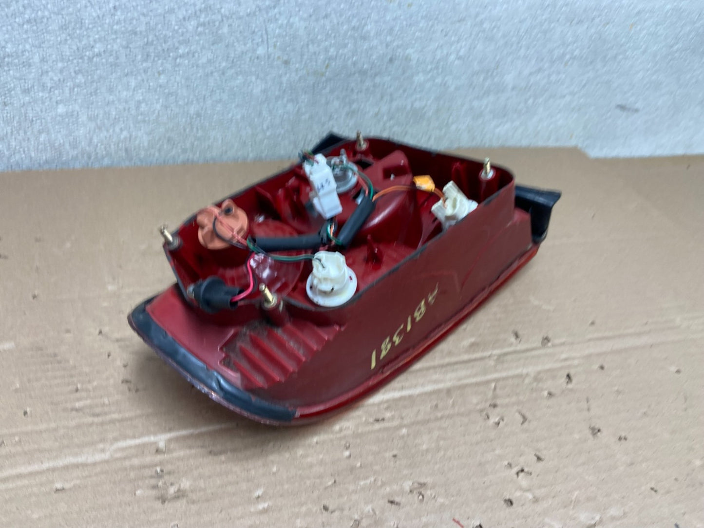 2002 - 2005 Hyundai Sonata Right Passenger RH Side Tail Light OEM AB1381 LK7