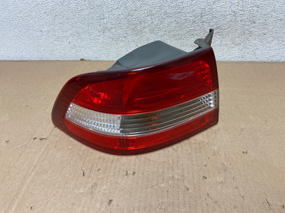 2000 2001 Lexus ES300 Outer Left Driver Lh Side Tail Light AG6722 LK0