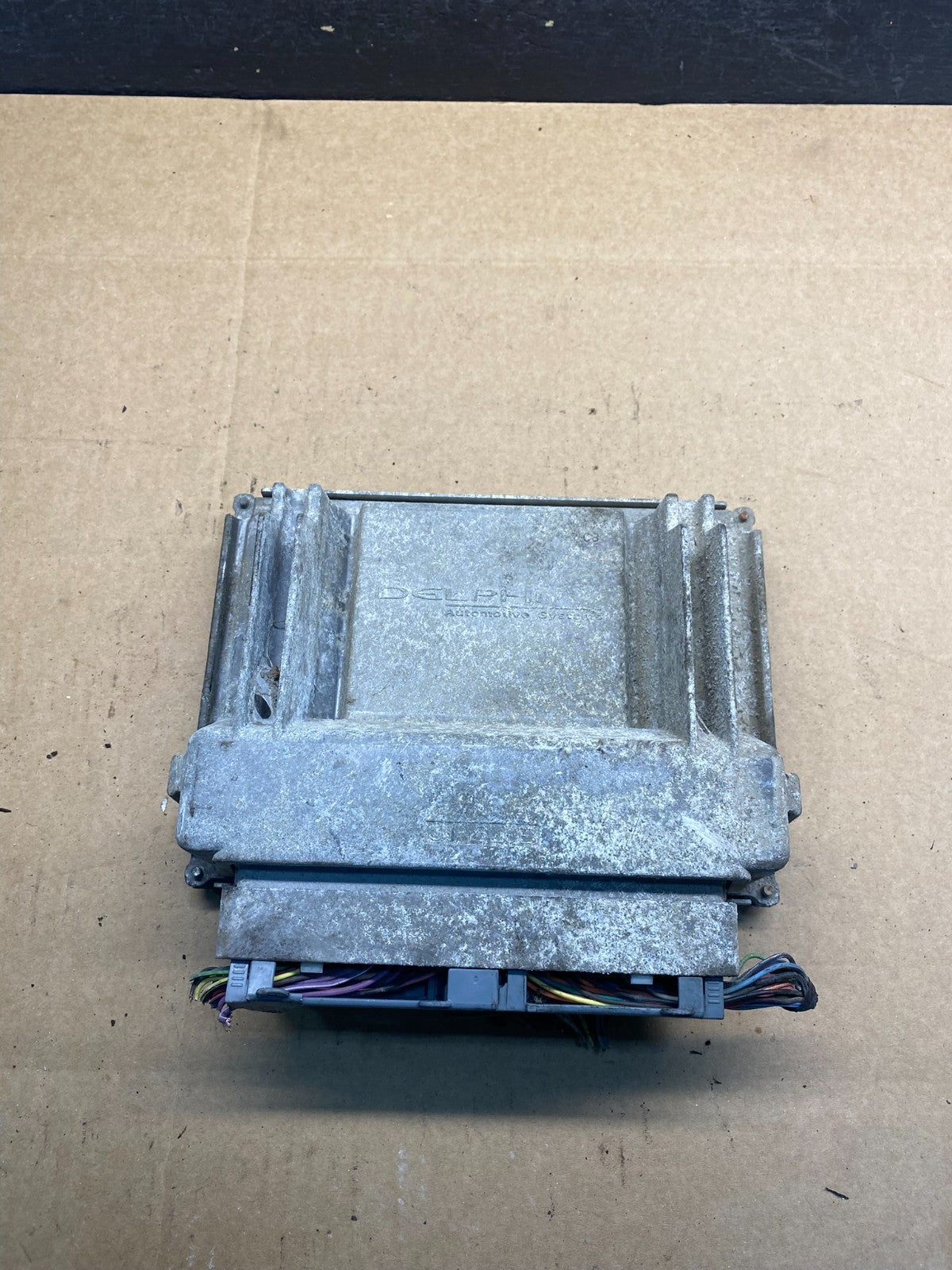 2001-2002 Silverado Tahoe Engine Computer Module 12200411 ECM ECU ag9593 DG1