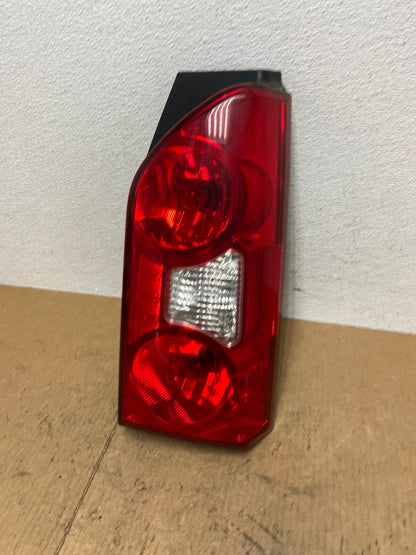 2005 to 2015 Nissan Xterra Right Passenger Rh Side Tail light AC3663 LK0