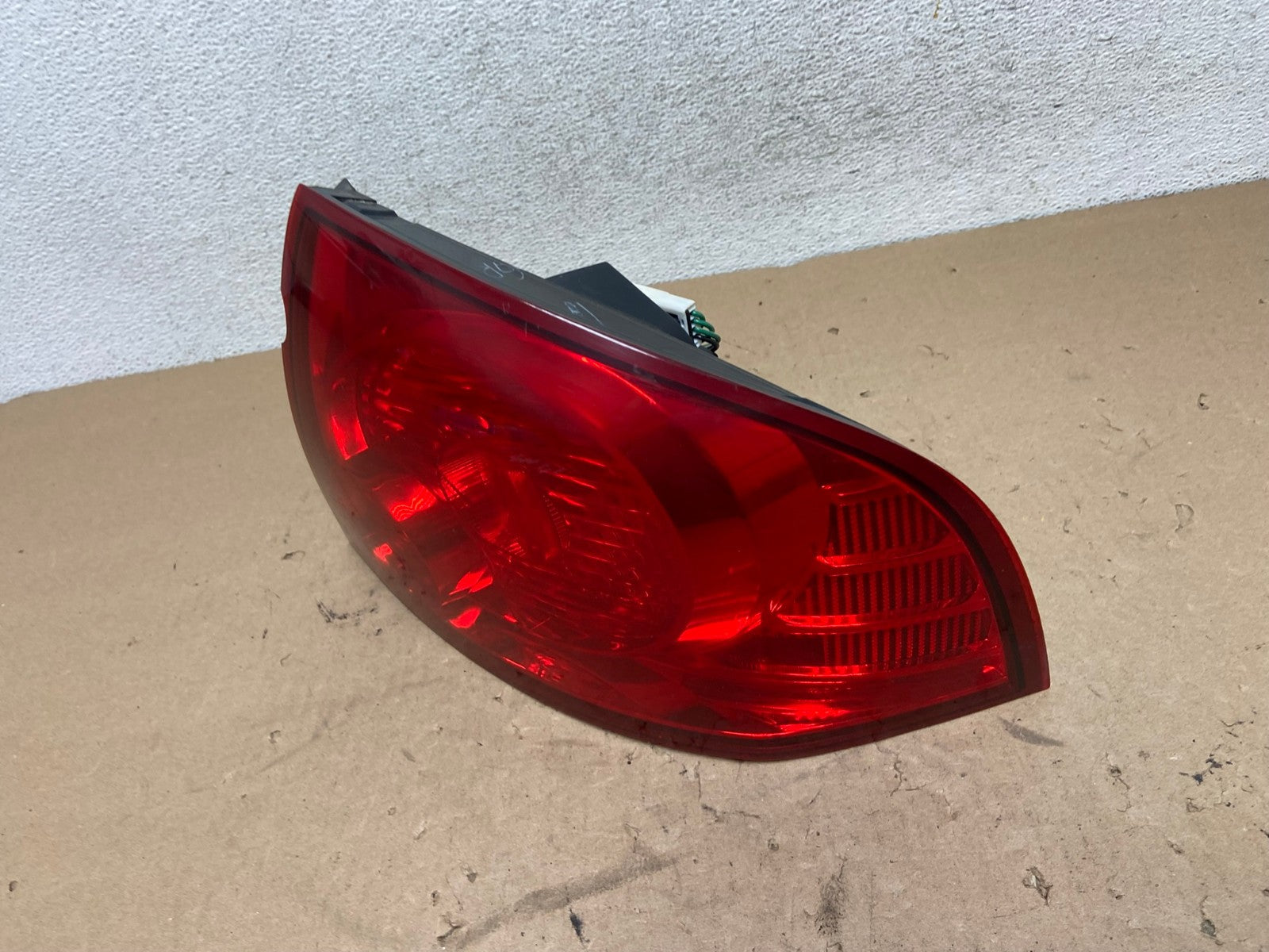 2004 2005 2006 Nissan Sentra Right Passenger Rh Side Tail Light AG4264 LK1