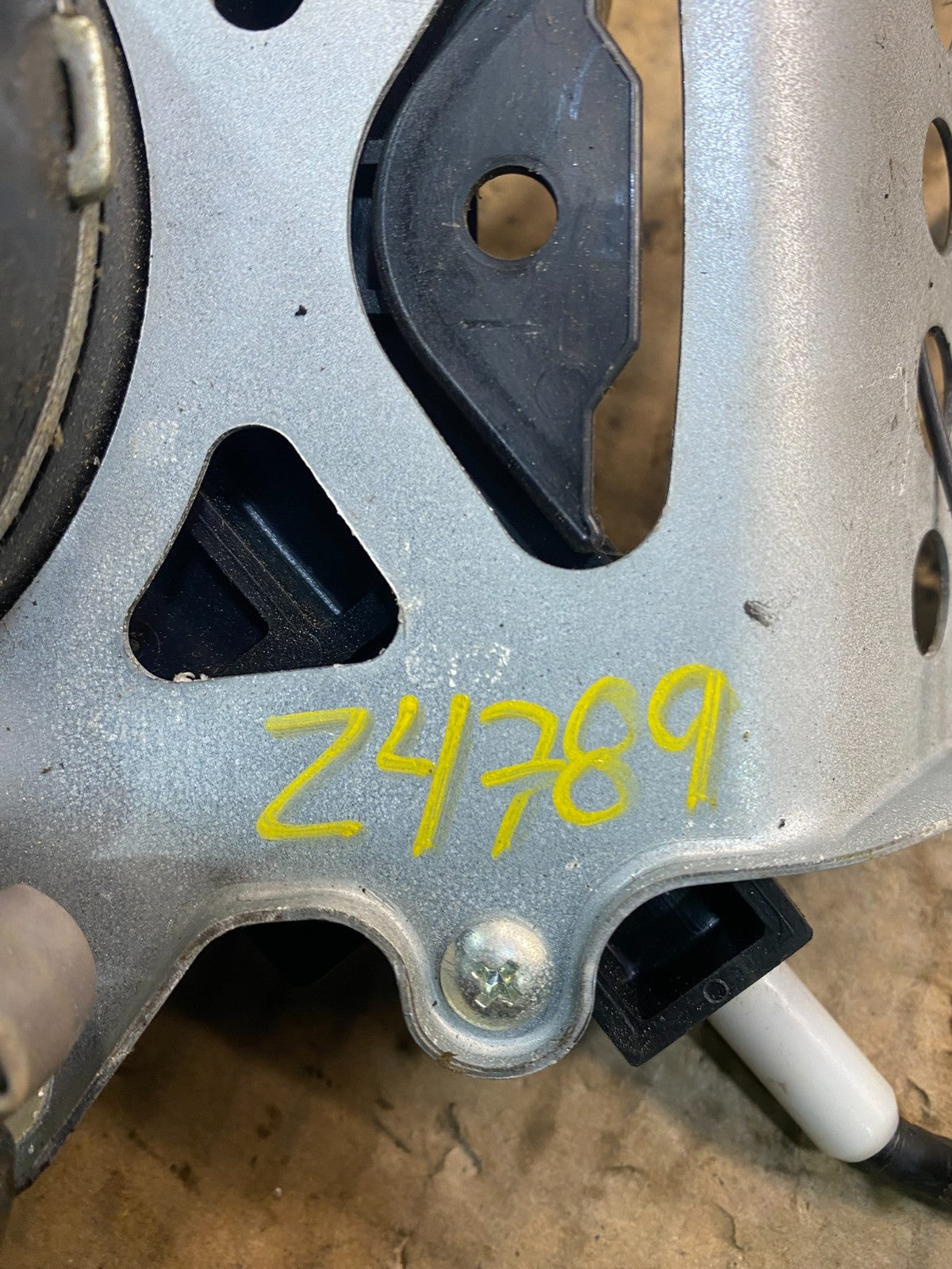 2005 - 2010 Honda Odyssey Rear Left Sliding Door Lock Actuator Motor z4789 DG7