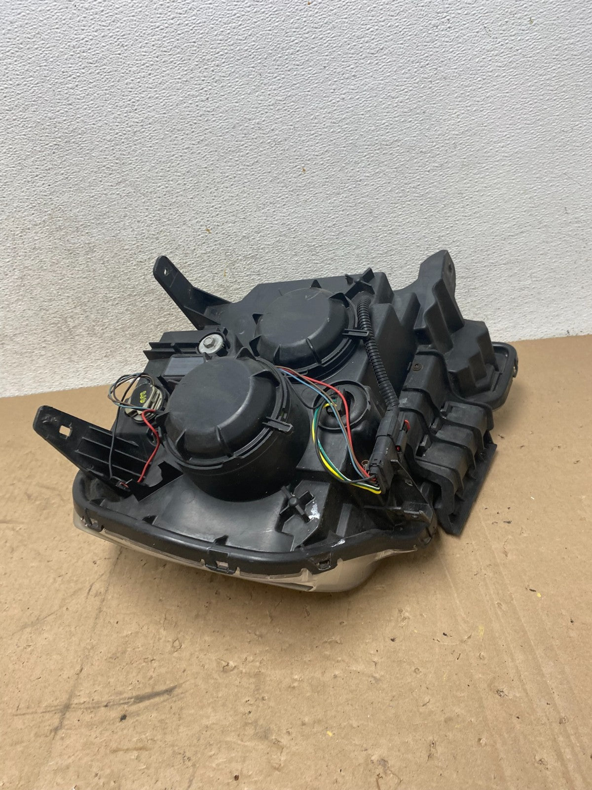 2010 to 2015 GMC Terrain Halogen Left Driver Lh Side Headlight AG4895 DW6