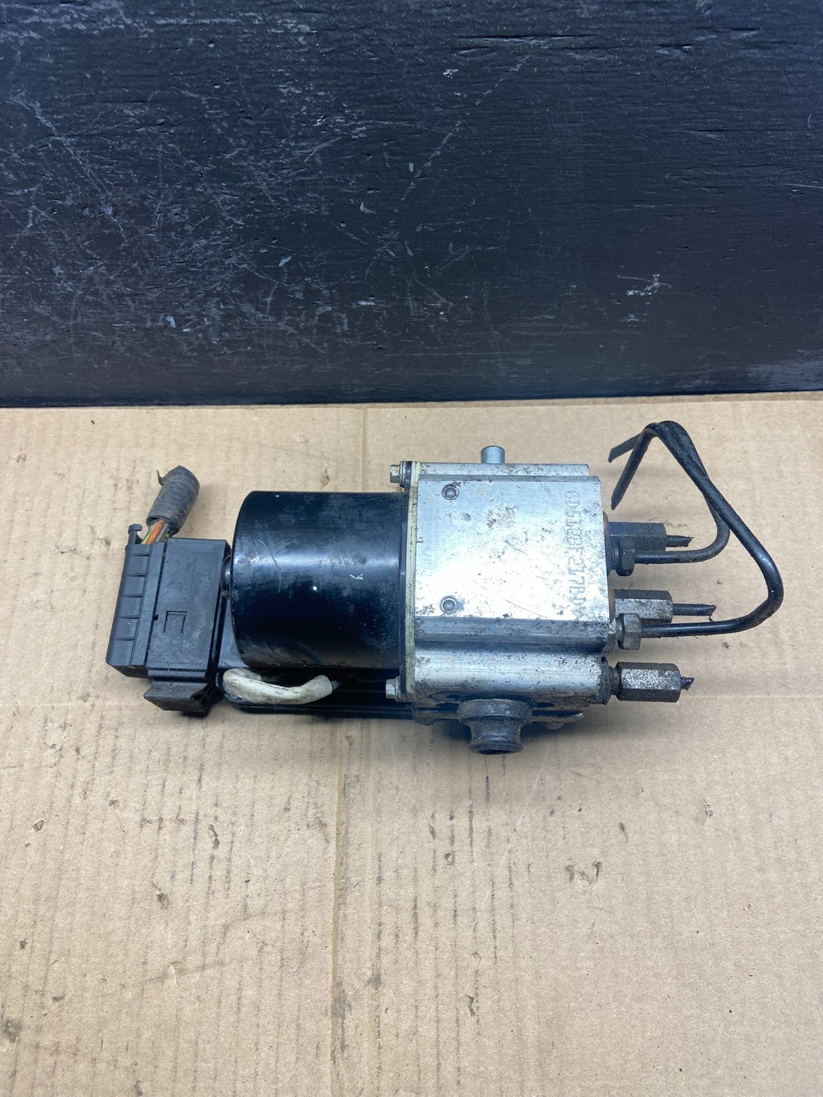 2006 2007 Ford E250 E350 Anti-Lock ABS Antilock Brake Pump AD1831 DG1