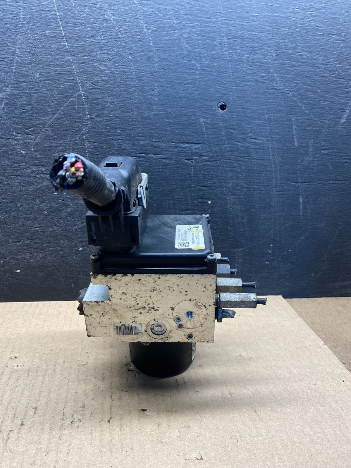 2011 - 2014 Ford E250 E350 Van ABS Anti Lock Brake Pump Module ag9757 DG4