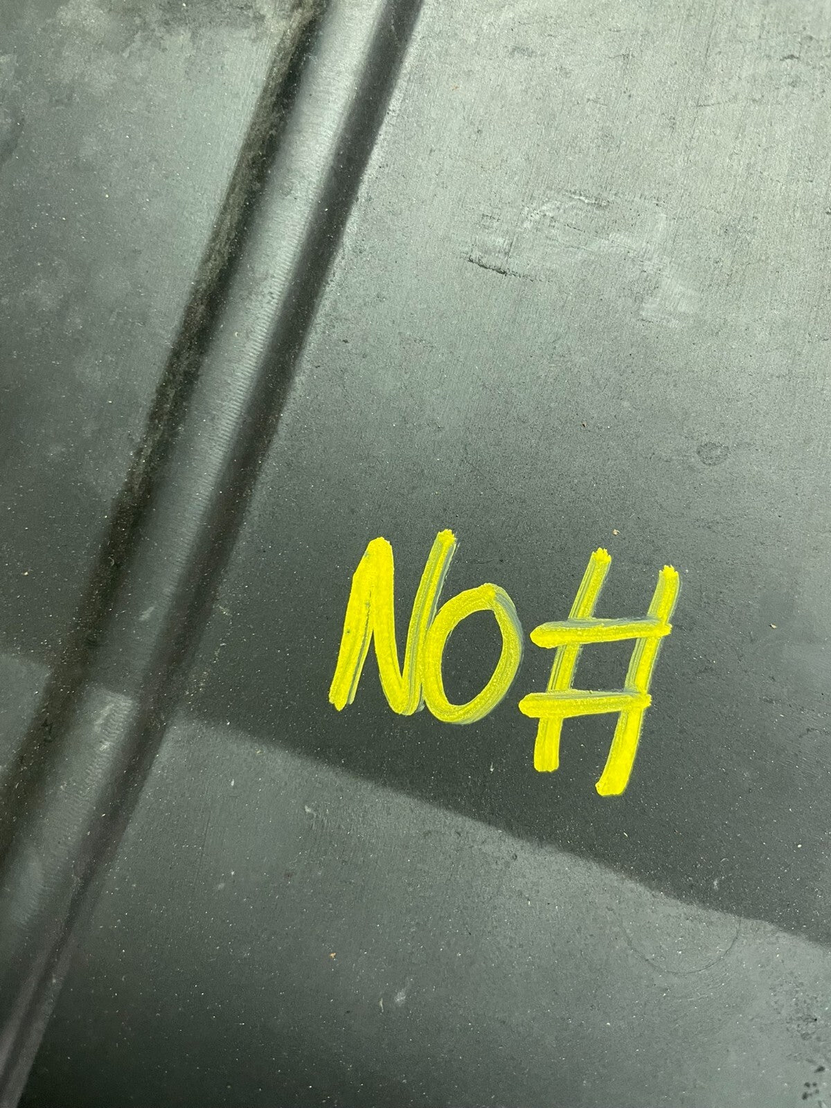 2005 to 2007 Honda Odyssey Black Engine Cover M9000 DG8