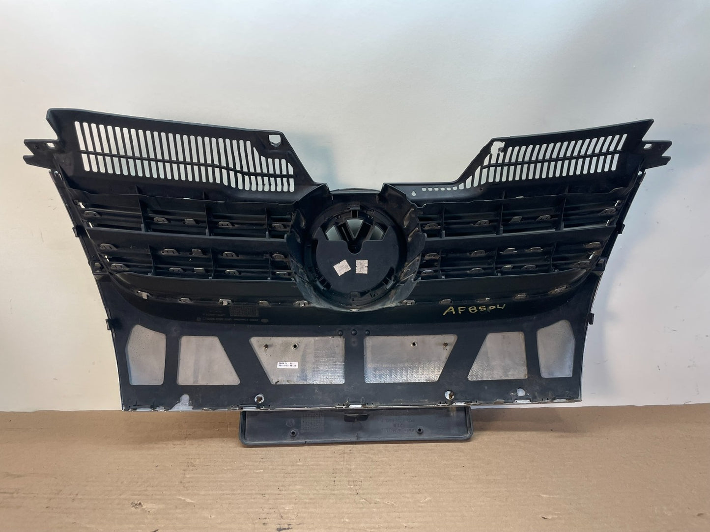 2005-2010 Volkswagen Jetta Front Upper Grille Grill Chrome af8504 DG3