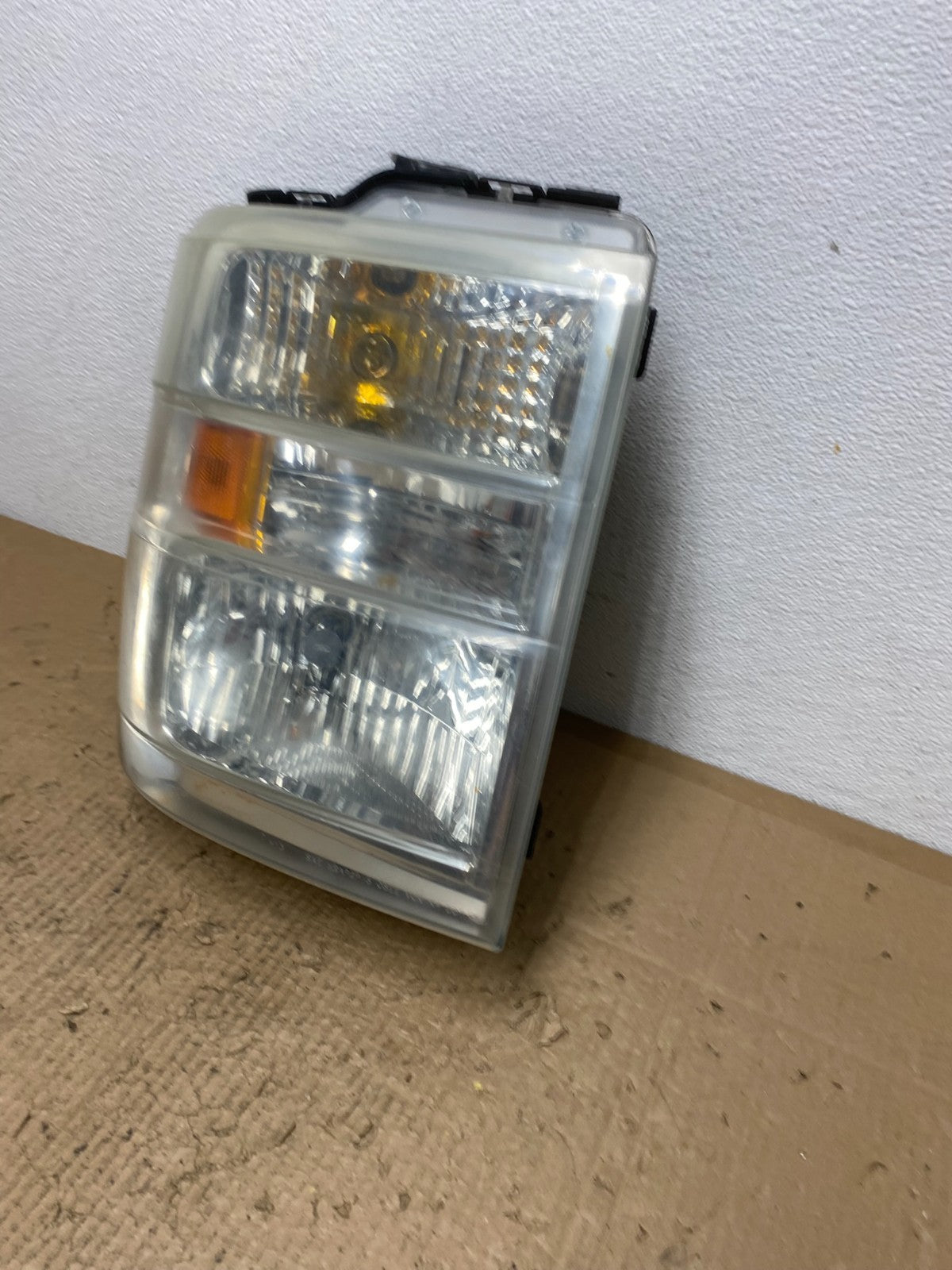 2008-2014 Ford Econoline E150 E250 E350 Right Passenger Headlight Oem AC5519 DW1