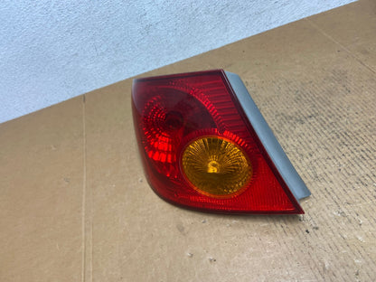 2003 to 2005 Toyota Corolla Left Driver Lh Side Tail Light AE0327 LK1